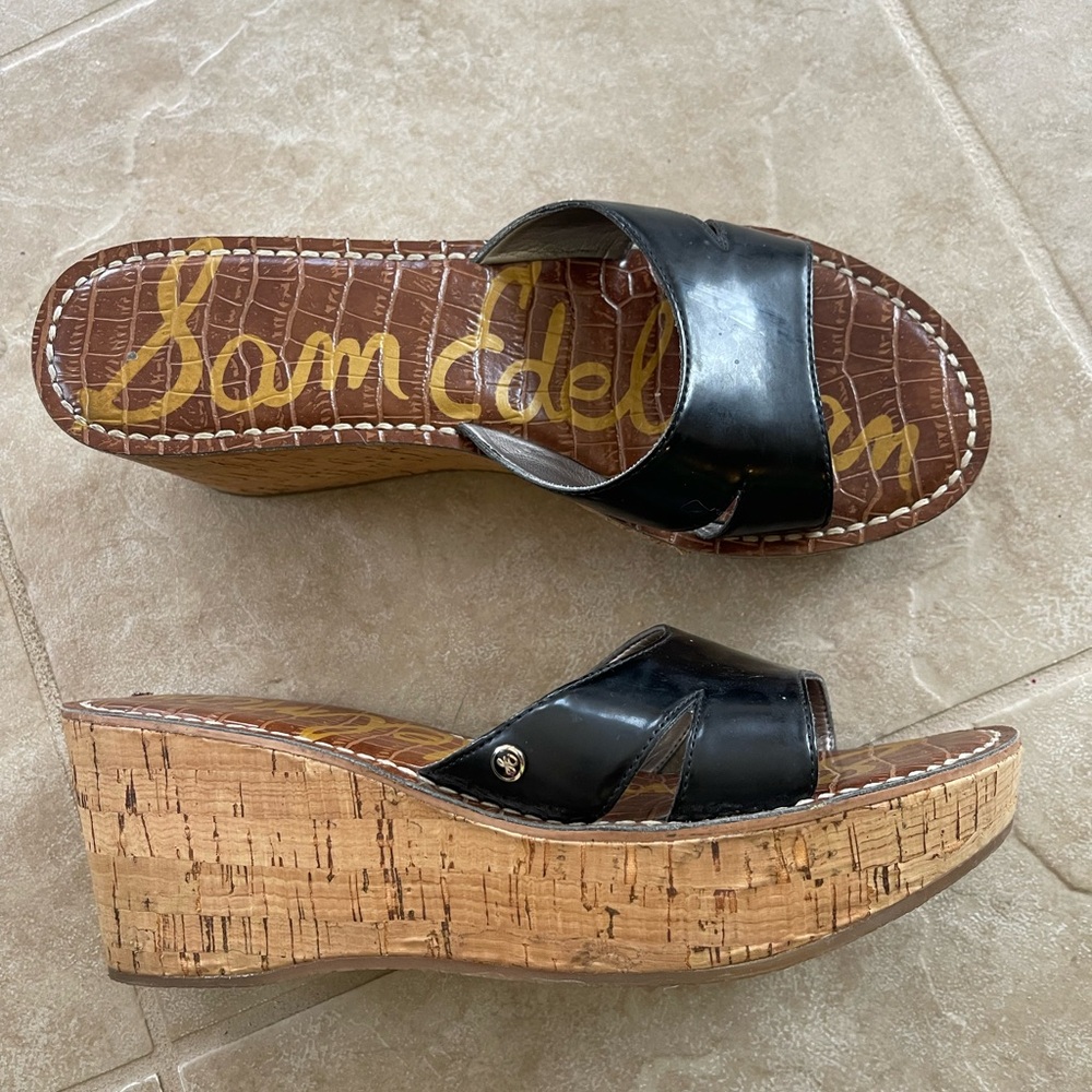 Gorgeous Sam Edelman black patent wedges!